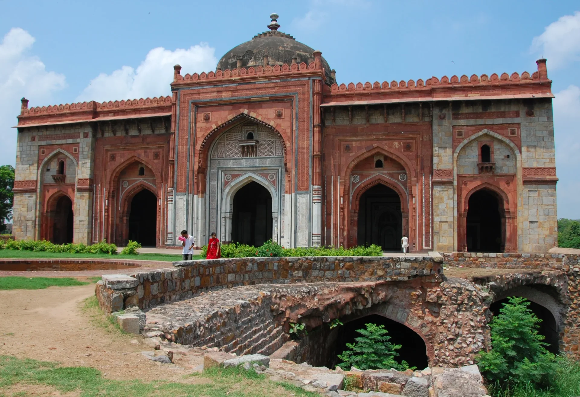 Qila-i-Kuhna Mosque at Purana Qila, Delhi